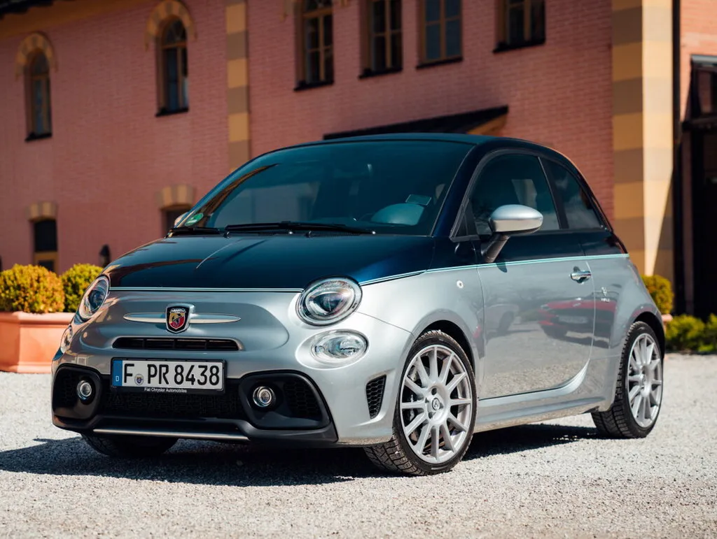 Abarth 695 2014, открытый кузов, 1 поколение, 312 (03.2014 - н.в.)