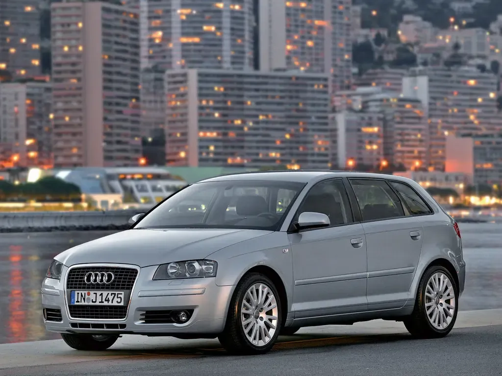 Audi A3 рестайлинг 2004, хэтчбек 5 дв., 2 поколение, 8P (06.2004 - 06.2008)
