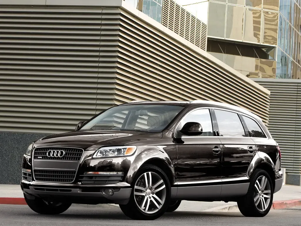 Audi Q7 2005, джип/suv 5 дв., 1 поколение, 4L (09.2005 - 03.2009)