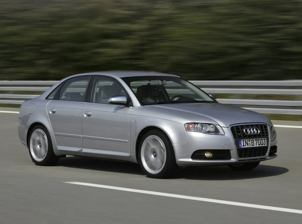 Audi S4 2004, седан, 4 поколение, B7 (11.2004 - 02.2008)