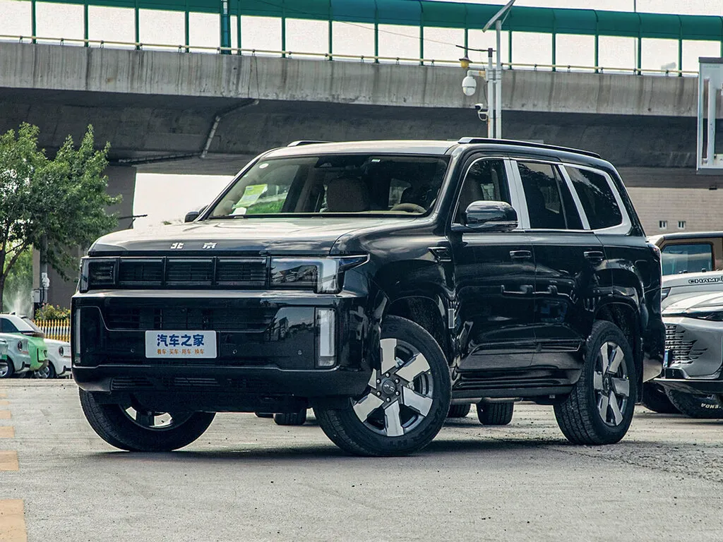 BAIC BJ60 Thunder 2024, джип/suv 5 дв., 1 поколение (08.2024 - н.в.)