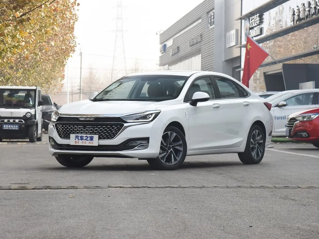 BAIC U7 2018, седан, 1 поколение (12.2018 - 12.2021)