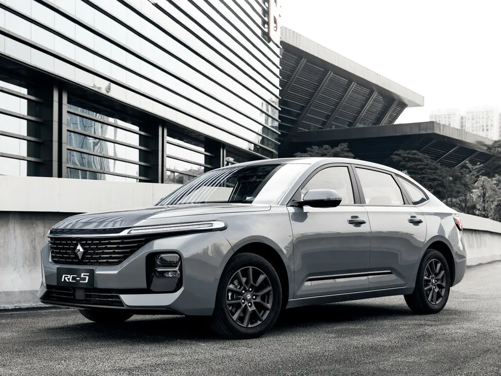 Baojun RC-5 2020, лифтбек, 1 поколение (08.2020 - 12.2021)