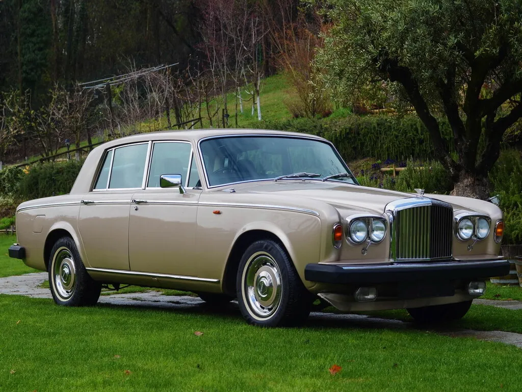 Bentley T-Series 1977, седан, 2 поколение (03.1977 - 06.1980)