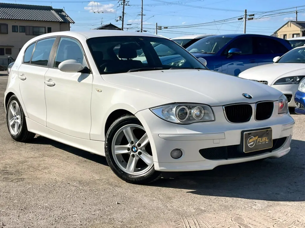 BMW 1-Series 2004, хэтчбек 5 дв., 1 поколение, E87 (09.2004 - 04.2007)