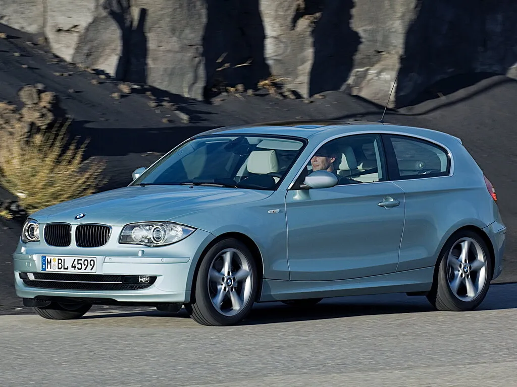BMW 1-Series рестайлинг 2007, хэтчбек 3 дв., 1 поколение, E81 (05.2007 - 09.2011)