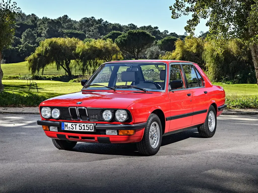 BMW 5-Series 1981, седан, 2 поколение, E28 (06.1981 - 12.1987)