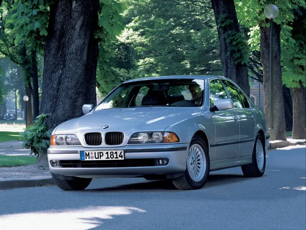 BMW 5-Series 1995, седан, 4 поколение, E39 (09.1995 - 08.2000)