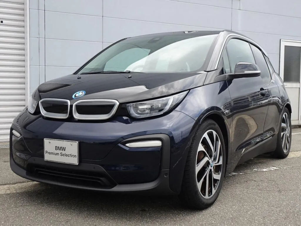 BMW i3 рестайлинг 2018, хэтчбек 5 дв., 1 поколение (01.2018 - 08.2022)