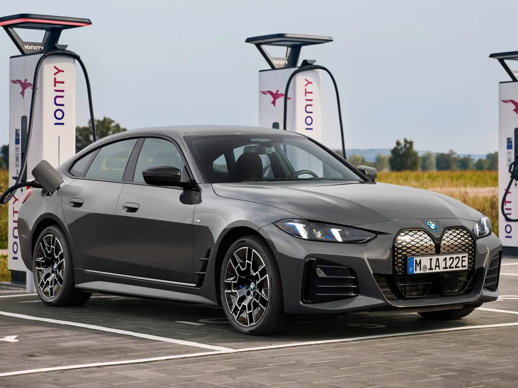 BMW i4 рестайлинг 2024, лифтбек, 1 поколение, G26 (04.2024 - н.в.)