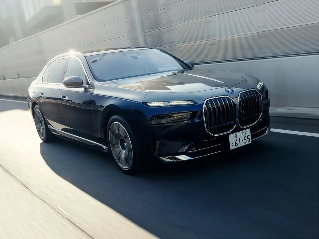 BMW i7 2022, седан, 1 поколение, G70 (07.2022 - н.в.)