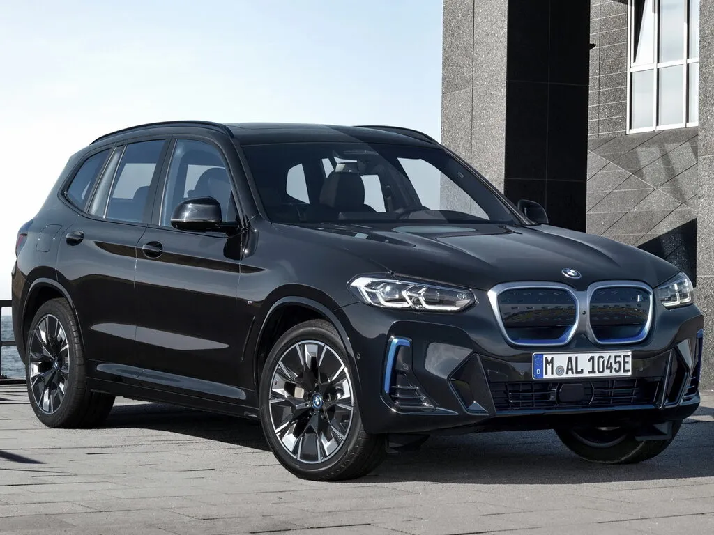 BMW iX3 рестайлинг 2021, джип/suv 5 дв., 1 поколение, G08 (09.2021 - н.в.)