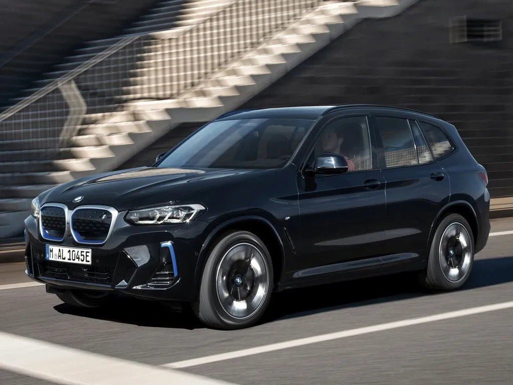 BMW iX3 рестайлинг 2021, джип/suv 5 дв., 1 поколение, G08 (09.2021 - н.в.)