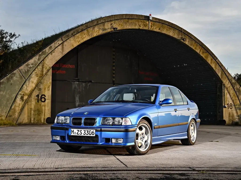 BMW M3 1994, седан, 2 поколение, E36 (07.1994 - 04.1999)