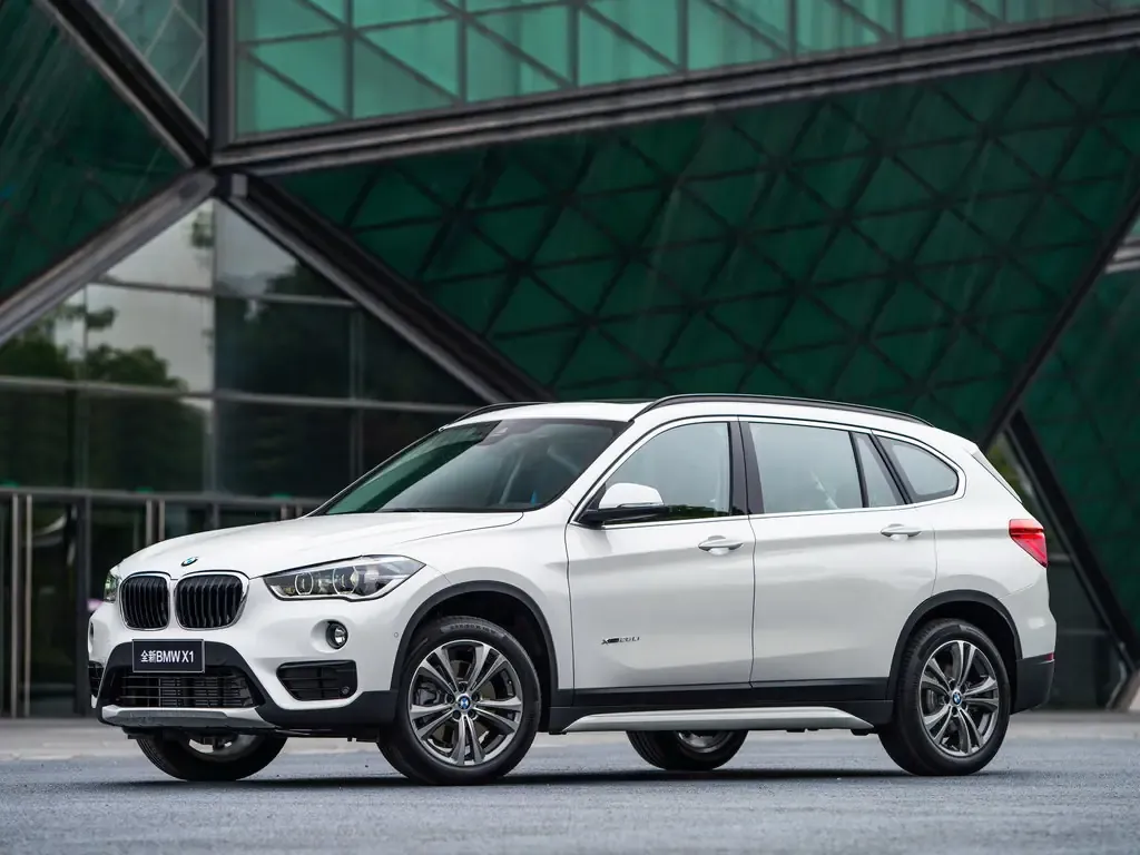 BMW X1 2016, джип/suv 5 дв., 2 поколение, F48 (04.2016 - 07.2019)