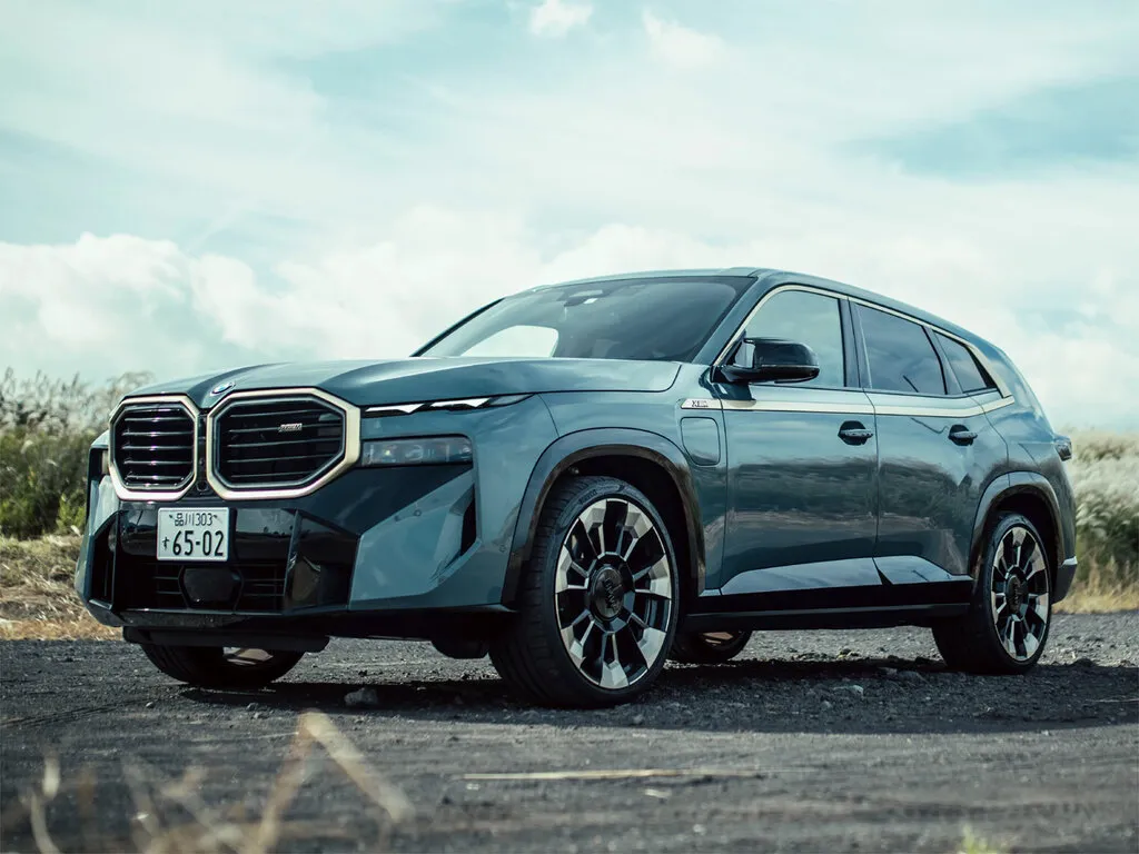 BMW XM 2023, джип/suv 5 дв., 1 поколение, G09 (01.2023 - н.в.)