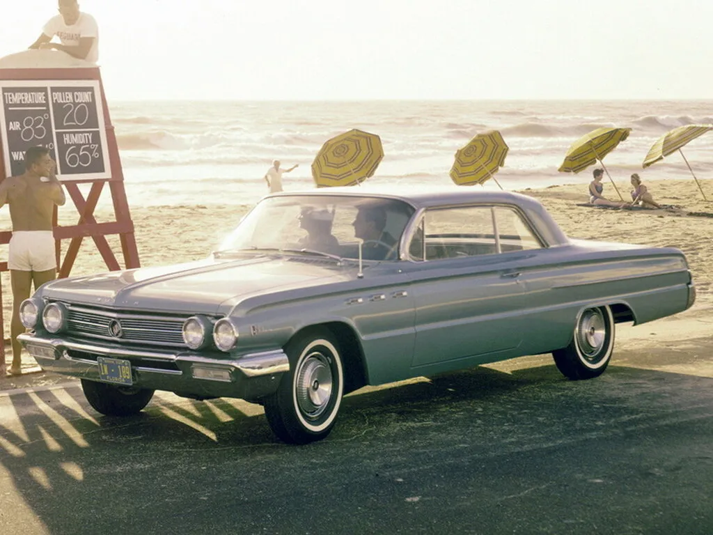 Buick LeSabre рестайлинг 1961, купе, 2 поколение (09.1961 - 09.1962)