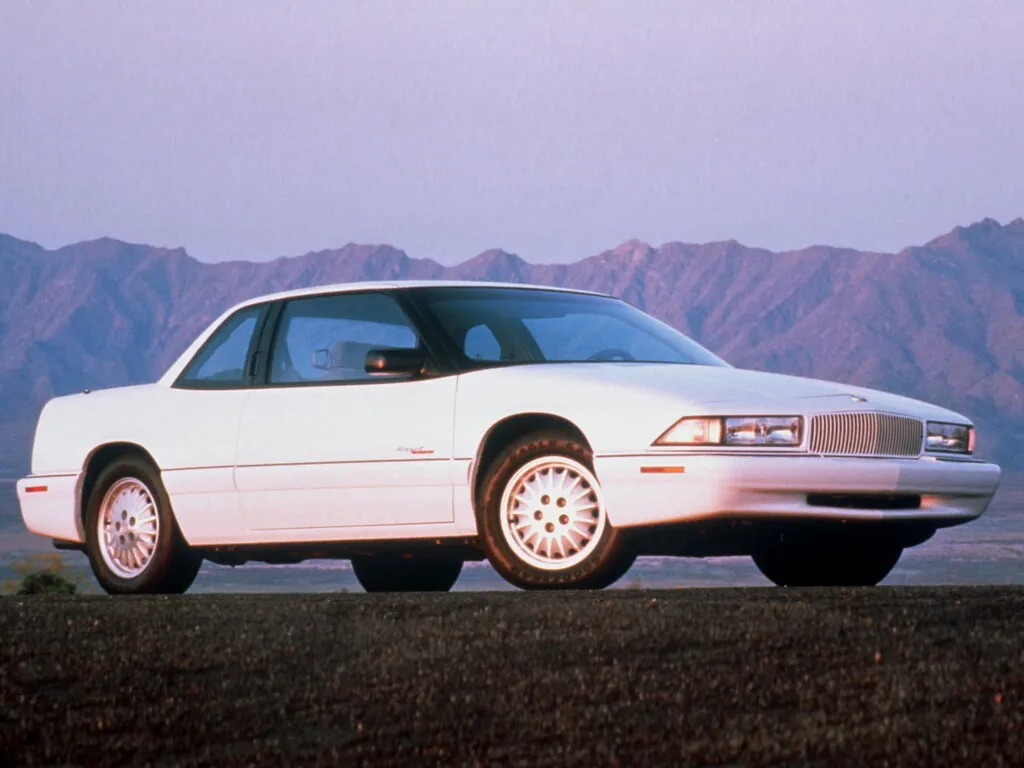 Buick Regal рестайлинг 1990, купе, 3 поколение (09.1990 - 08.1996)
