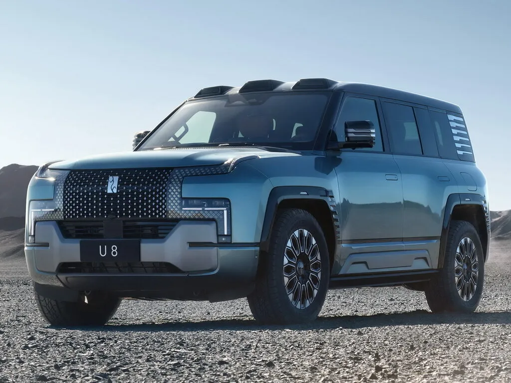 BYD Yangwang U8 2023, джип/suv 5 дв., 1 поколение (01.2023 - н.в.)