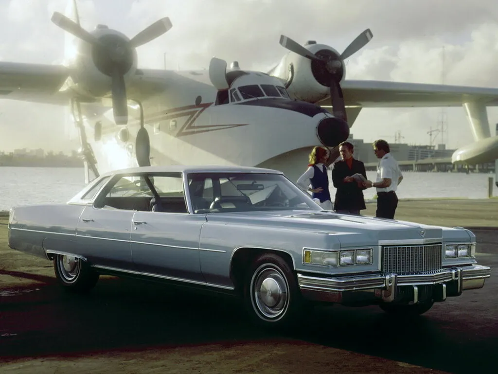 Cadillac DeVille 3-й рестайлинг 1974, седан, 6 поколение (10.1974 - 09.1976)