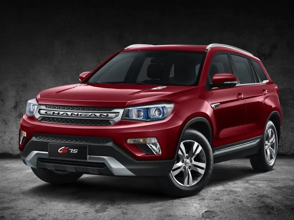 Changan CS75 2015, джип/suv 5 дв., 1 поколение (12.2015 - 12.2020)