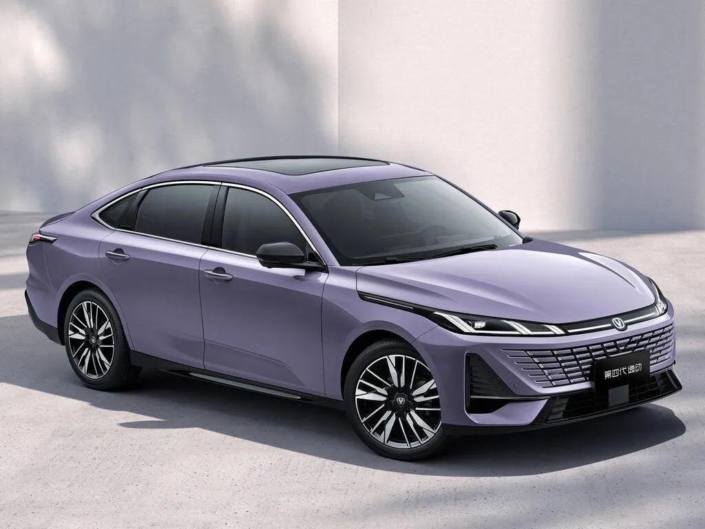 Changan Eado рестайлинг 2025, седан, 3 поколение (07.2025 - н.в.)