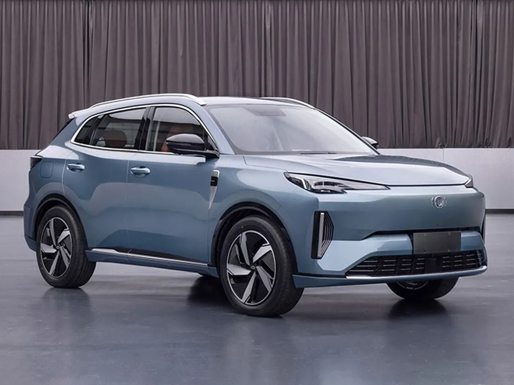 Changan Qiyuan Nevo Q05 2023, джип/suv 5 дв., 1 поколение (10.2023 - н.в.)