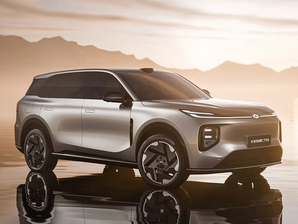 Changan Qiyuan Nevo Q07 2024, джип/suv 5 дв., 1 поколение (12.2024 - н.в.)