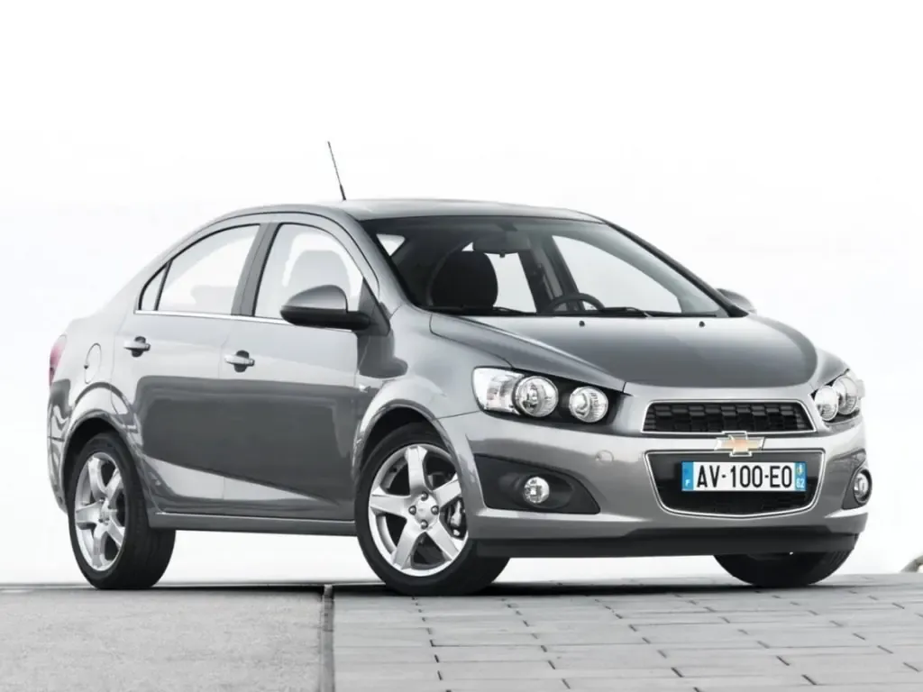 Chevrolet Aveo 2011, седан, 2 поколение, T300 (10.2011 - 09.2015)
