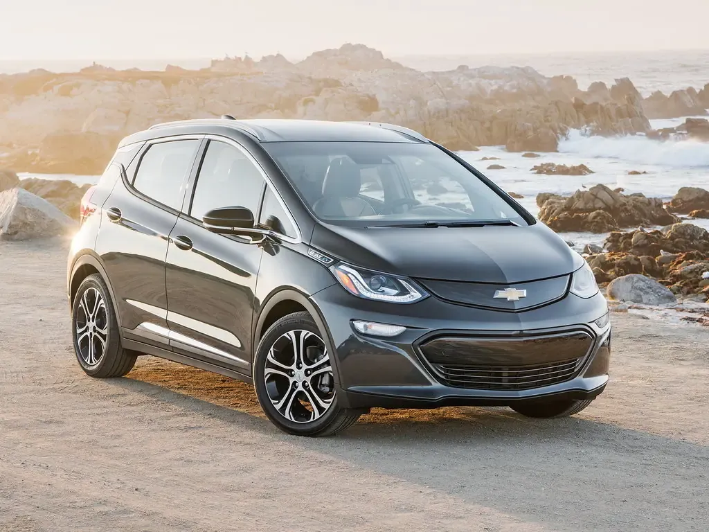 Chevrolet Bolt 2016, хэтчбек 5 дв., 1 поколение, EV (01.2016 - 04.2021)