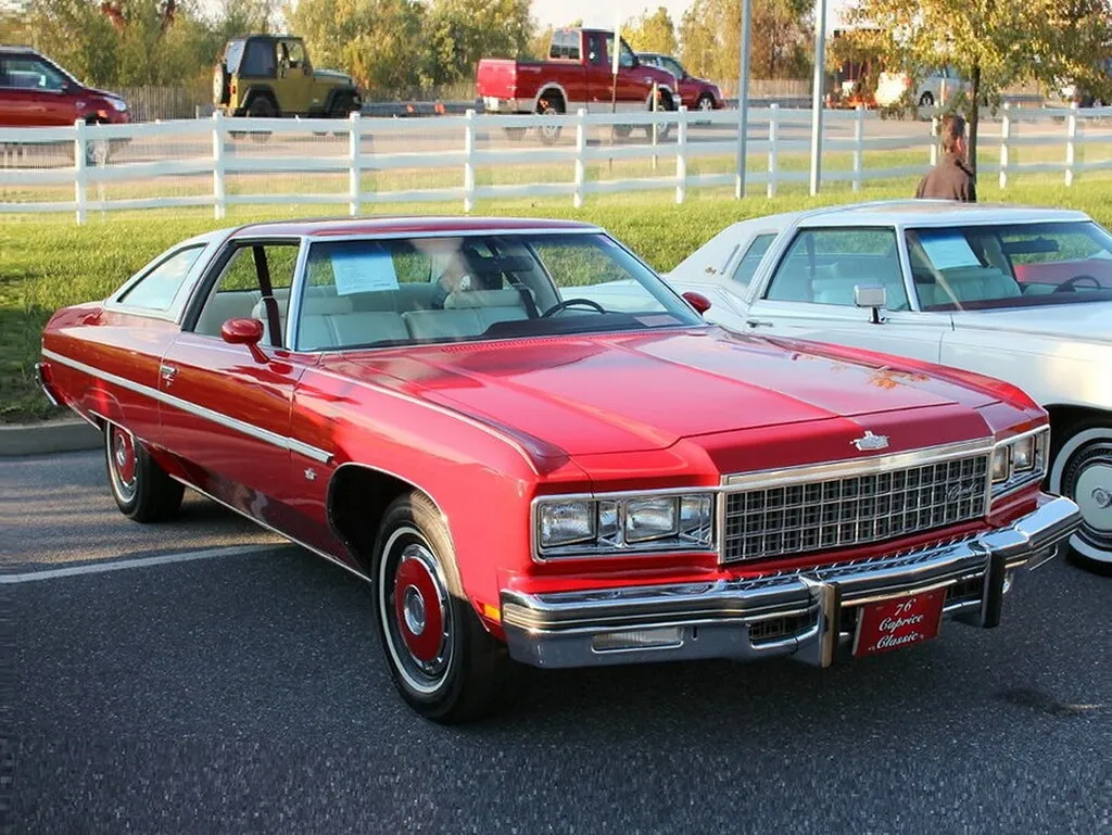 Chevrolet Caprice 5-й рестайлинг 1975, купе, 2 поколение (10.1975 - 09.1976)