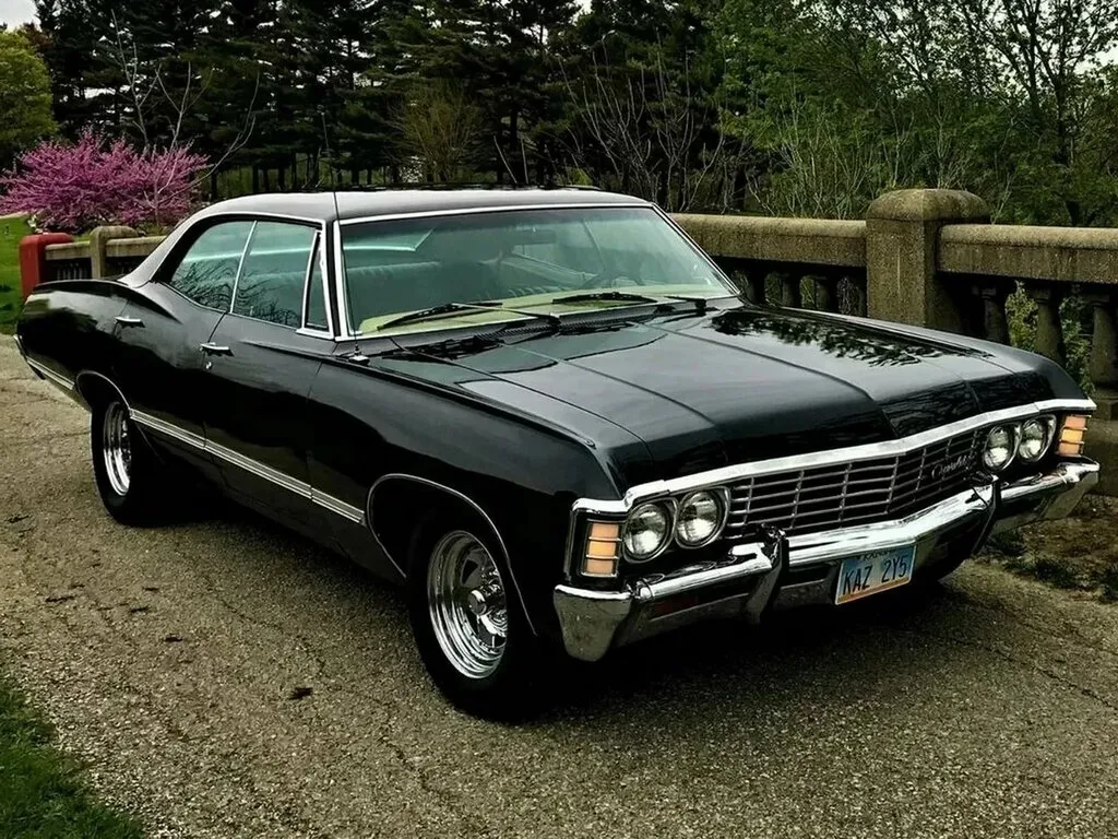 Chevrolet Impala 2-й рестайлинг 1966, седан, 4 поколение (10.1966 - 09.1967)