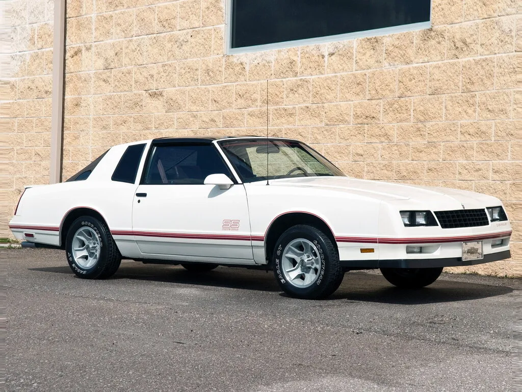 Chevrolet Monte Carlo 1985, лифтбек, 4 поколение, SS (10.1985 - 09.1987)