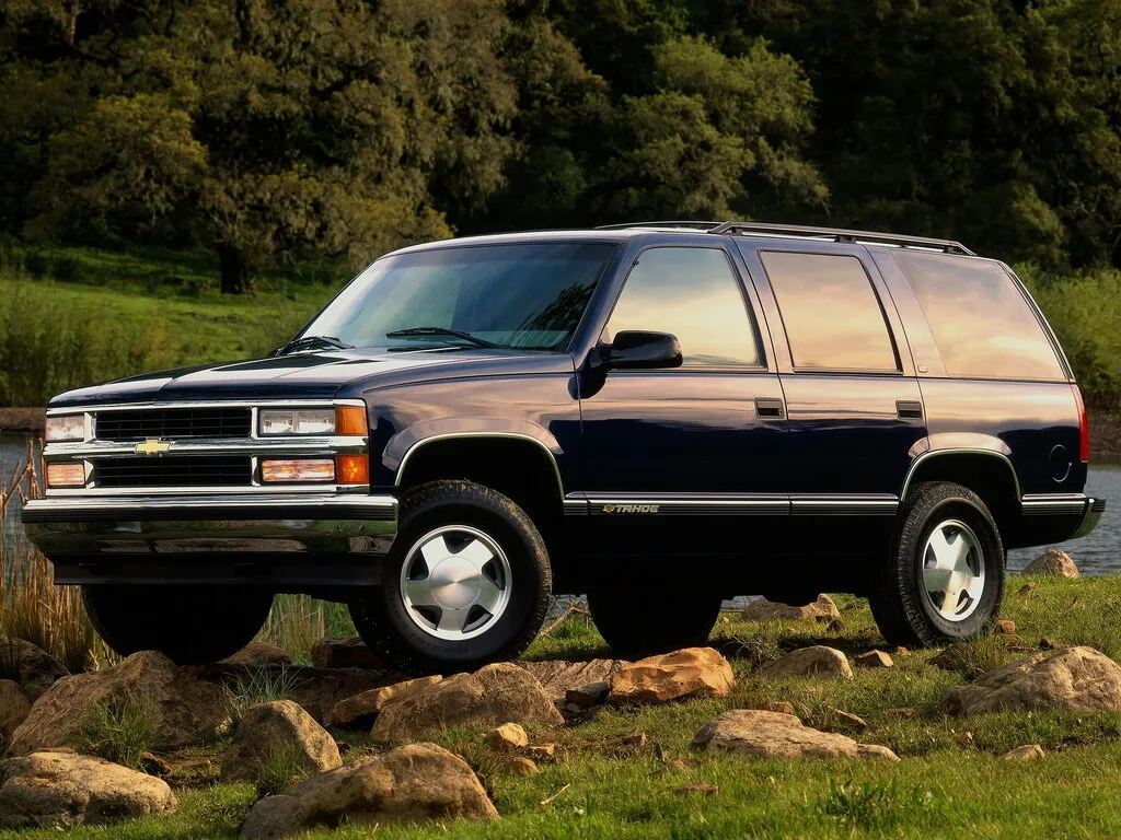 Chevrolet Tahoe 1994, джип/suv 5 дв., 1 поколение, GMT400 (09.1994 - 06.2000)
