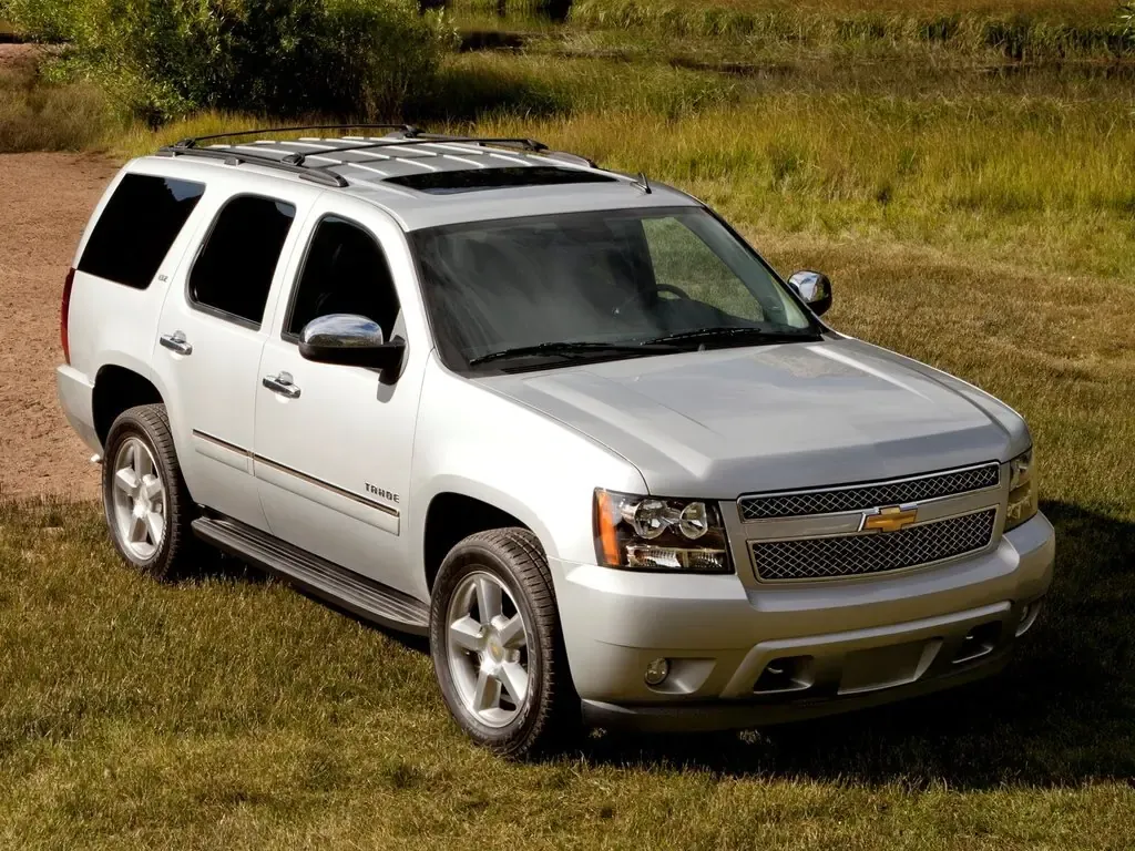 Chevrolet Tahoe 2006, джип/suv 5 дв., 3 поколение, GMT900 (12.2006 - 10.2014)