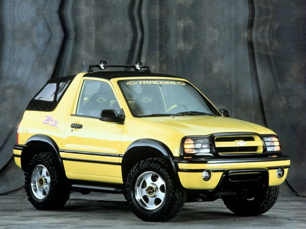 Chevrolet Tracker 1998, джип/suv 3 дв., 2 поколение (12.1998 - 01.2004)