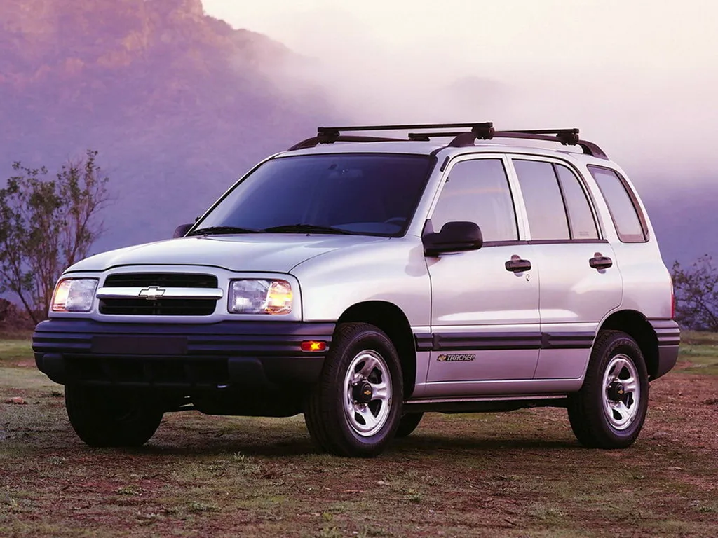 Chevrolet Tracker 1998, джип/suv 5 дв., 2 поколение (12.1998 - 01.2004)