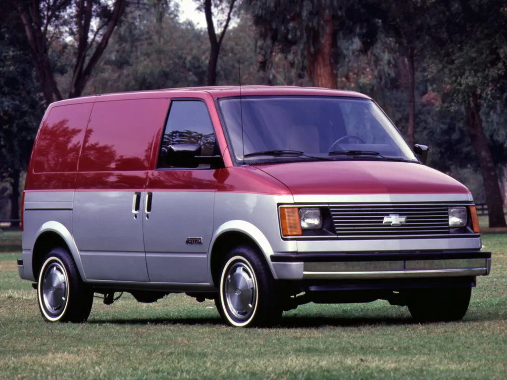 Chevrolet Astro 1984, цельнометаллический фургон, 1 поколение, M10 (03.1984 - 08.1994)