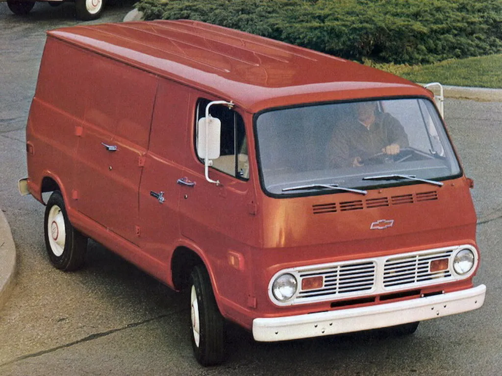 Chevrolet Van 1966, цельнометаллический фургон, 2 поколение (12.1966 - 11.1970)