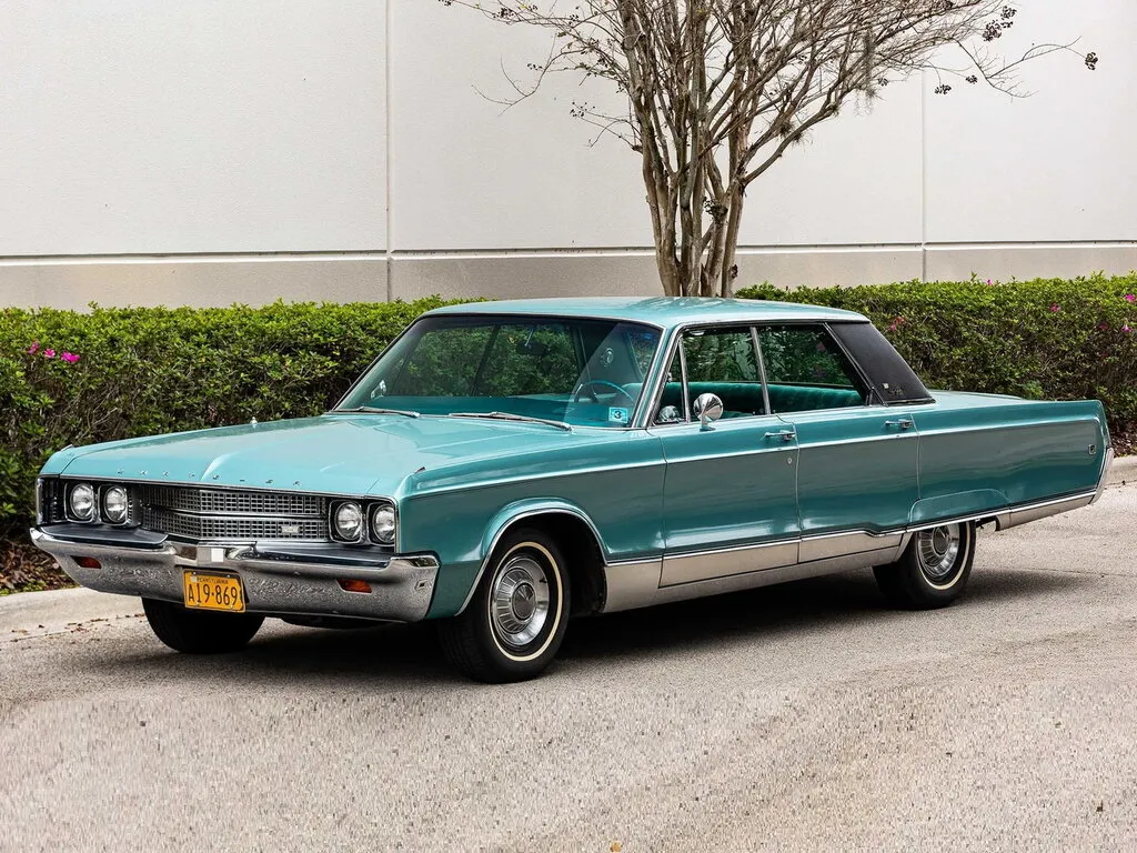 Chrysler New Yorker 3-й рестайлинг 1967, седан, 7 поколение, DC3-H (10.1967 - 09.1968)