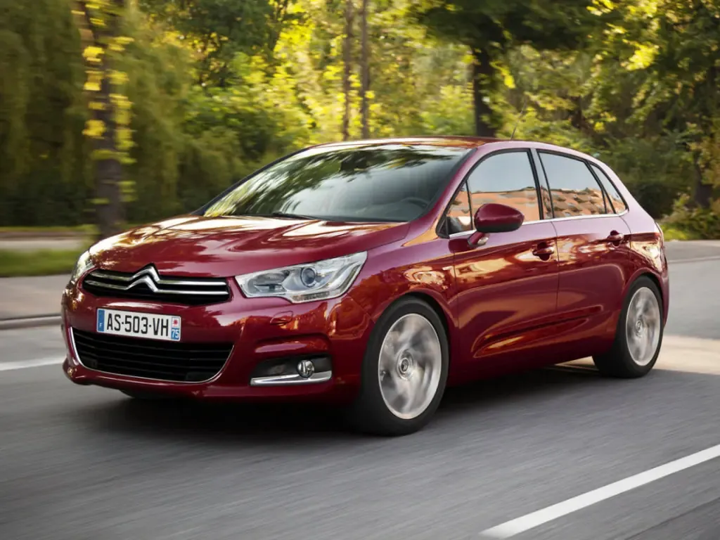 Citroen C4 2010, хэтчбек 5 дв., 2 поколение, B7 (06.2010 - 12.2014)