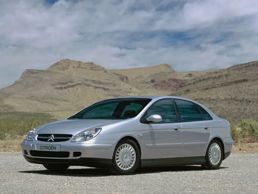Citroen C5 2001, лифтбек, 1 поколение (08.2001 - 07.2004)
