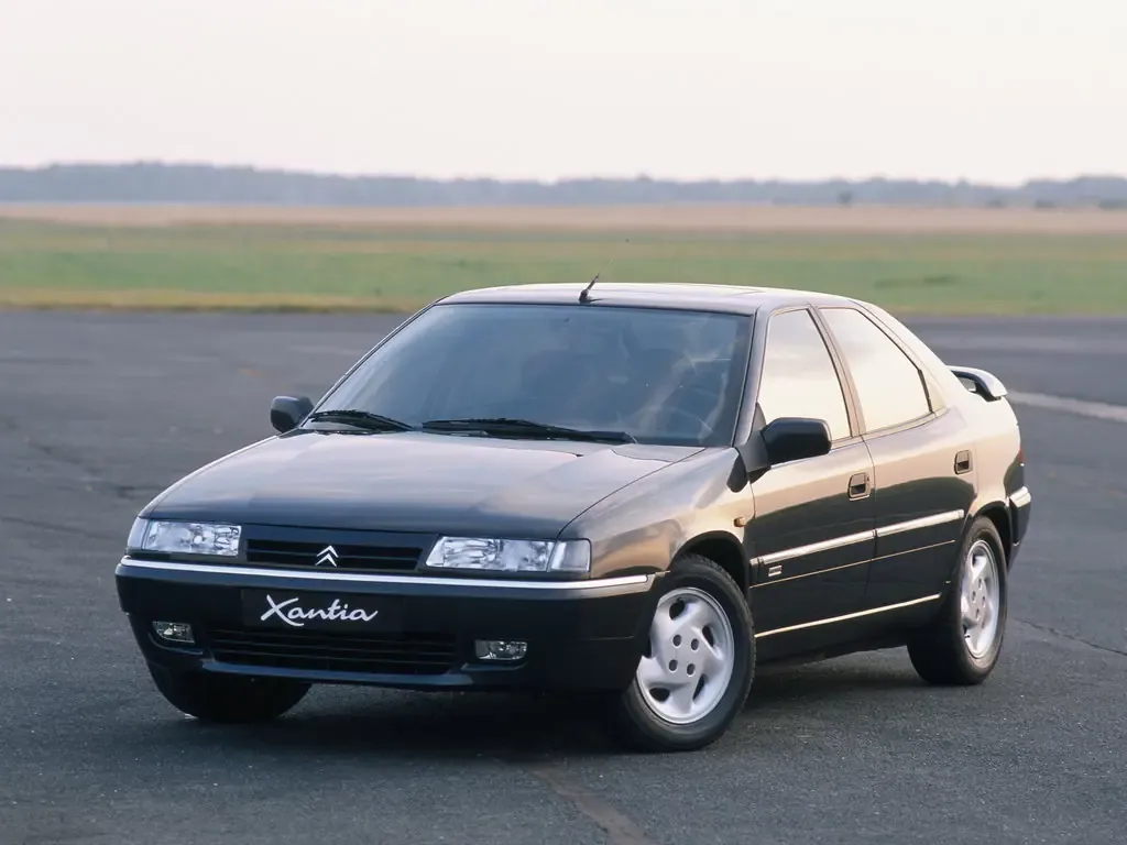 Citroen Xantia 1992, седан, 1 поколение (12.1992 - 11.1997)
