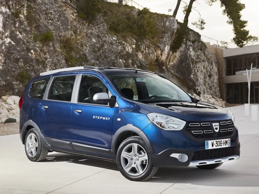 Dacia Lodgy Stepway рестайлинг 2017, минивэн, 1 поколение (03.2017 - 06.2022)