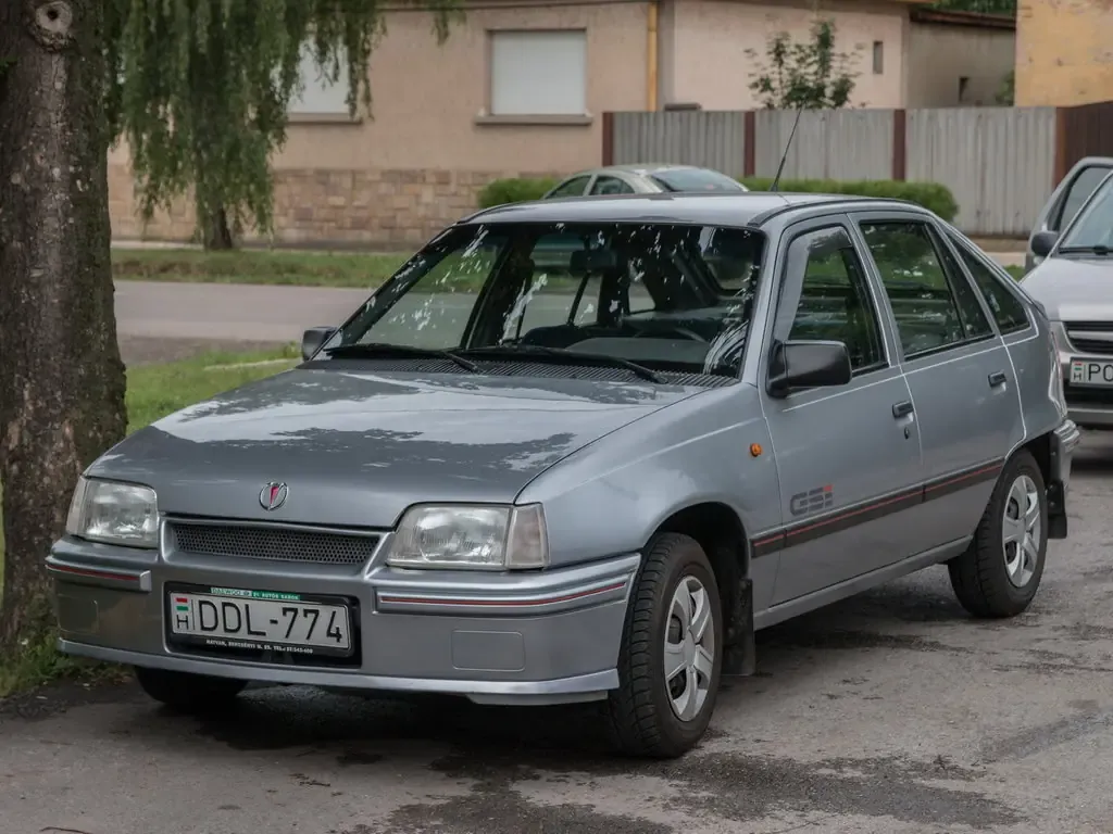 Daewoo Racer 1986, хэтчбек 5 дв., 1 поколение (01.1986 - 01.1994)