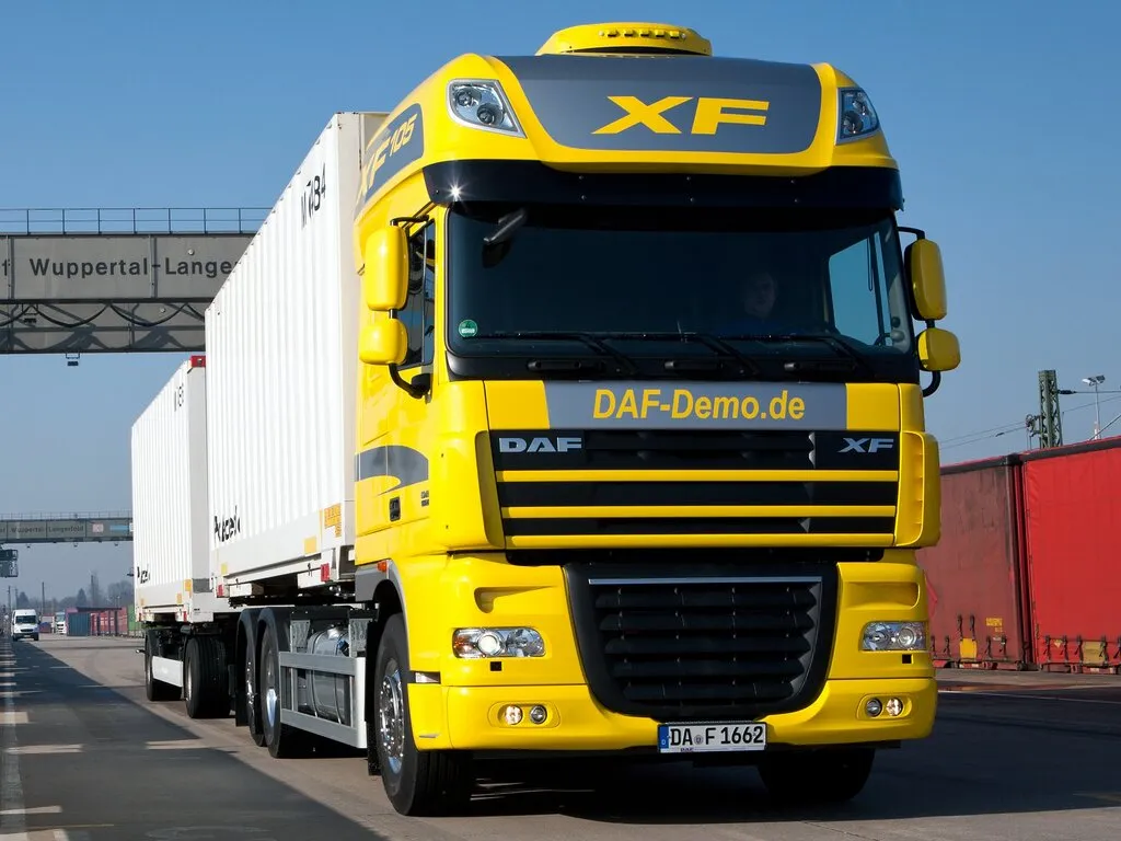 DAF XF 6x4 2006, шасси, 3 поколение, XF105 (01.2006 - н.в.)