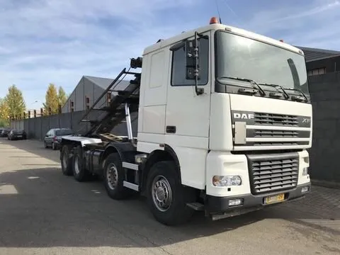 DAF XF 8x2 2002, шасси, 2 поколение, XF95 (10.2002 - 09.2006)