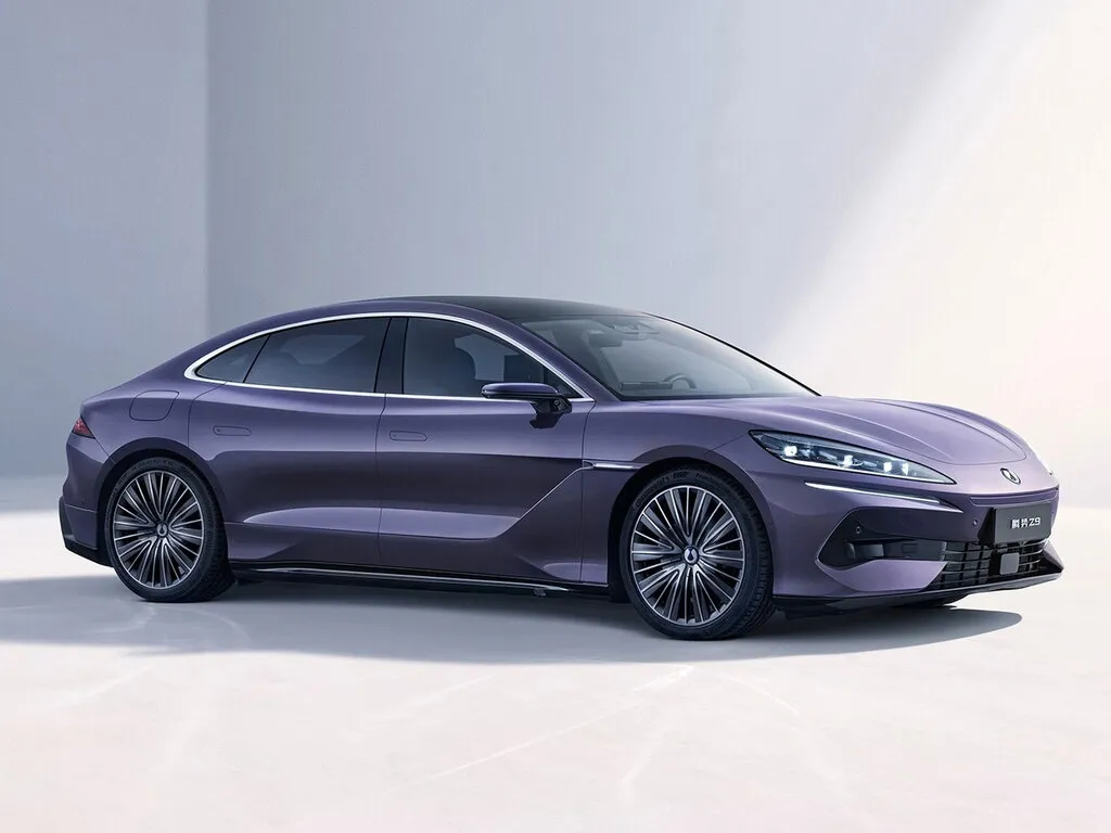 Denza Z9 2024, седан, 1 поколение (04.2024 - н.в.)