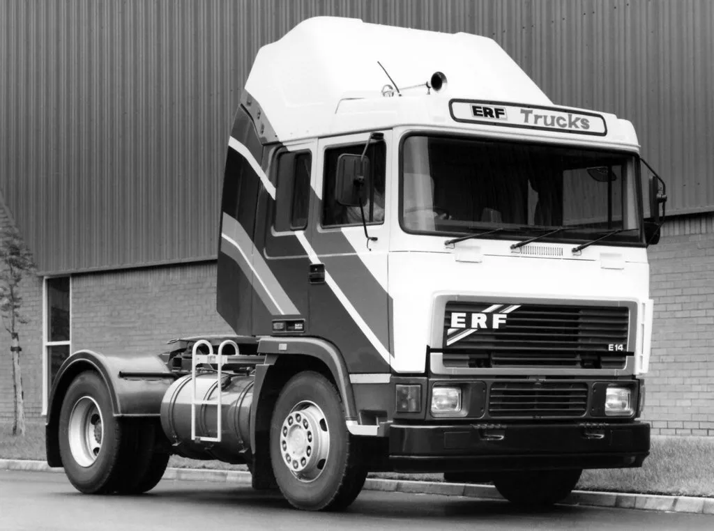 ERF E-Series 1986, седельный тягач, 1 поколение (01.1986 - 01.1990)