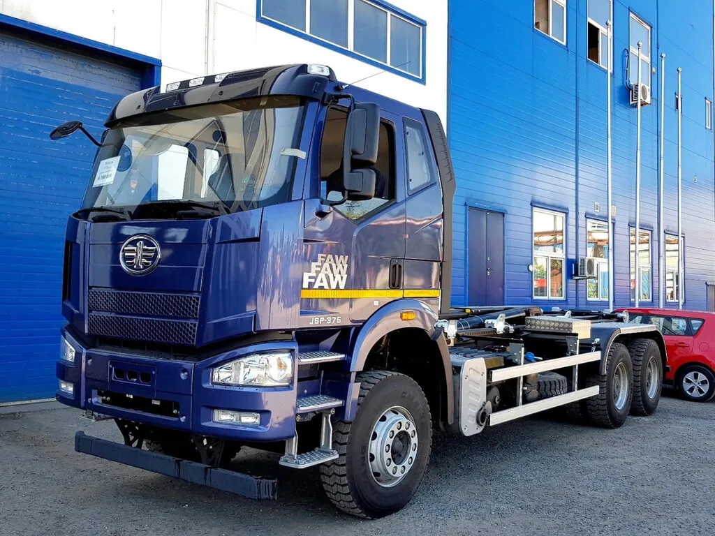 FAW J6 CA3250 2013, шасси, 1 поколение (06.2013 - н.в.)